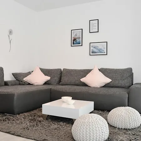 Staycozy Bike&ski Apartments, Free Wifi, Netflix, Erdgeschoss Apartment