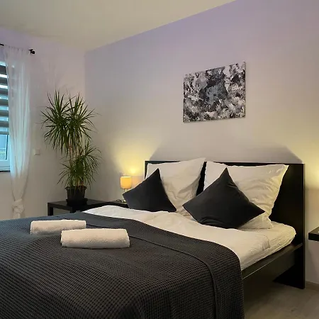 Staycozy Bike&ski Apartments, Free Wifi, Netflix, Erdgeschoss Apartment